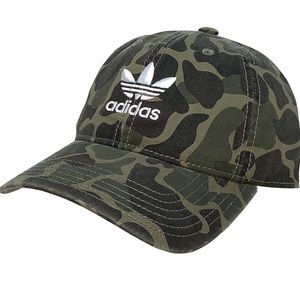 Womens adidas camo baseball hat-worn twice. Great condition!